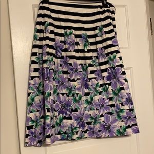 22W Talbots full skirt